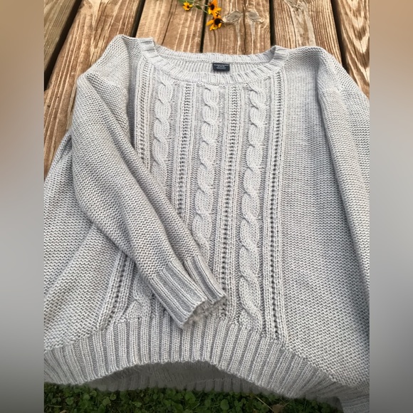 Faded glory sweater - Picture 2 of 6